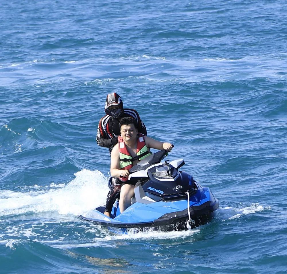 �����عɼ���