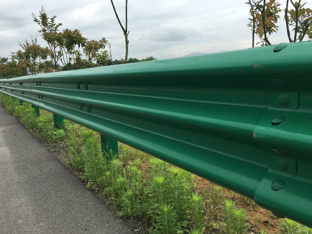 ���λ�����������ʯͷ����ȥ��ô����